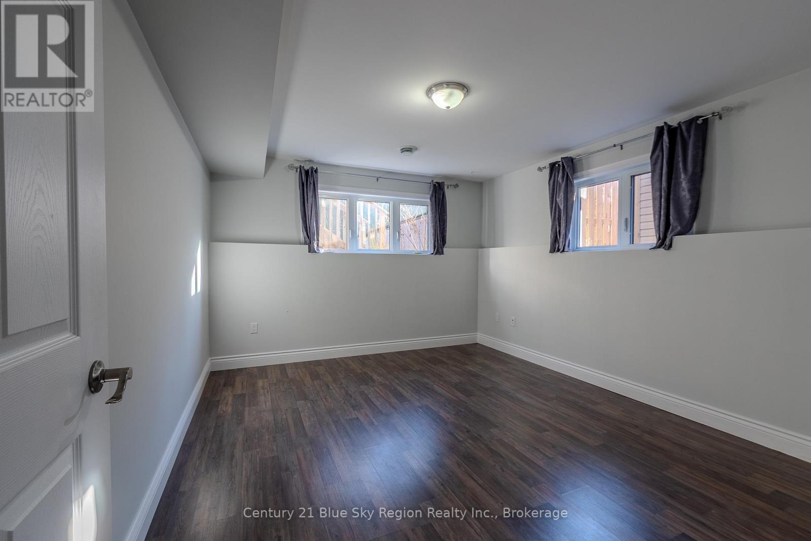 211 Thelma Avenue, North Bay (Ferris), Ontario  P1A 4M9 - Photo 31 - X12533550