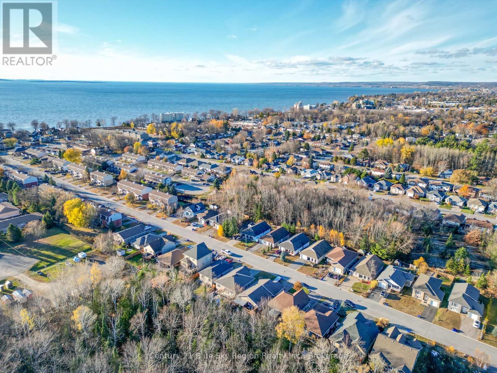 211 Thelma Avenue, North Bay (Ferris), Ontario  P1A 4M9 - Photo 4 - X12533550