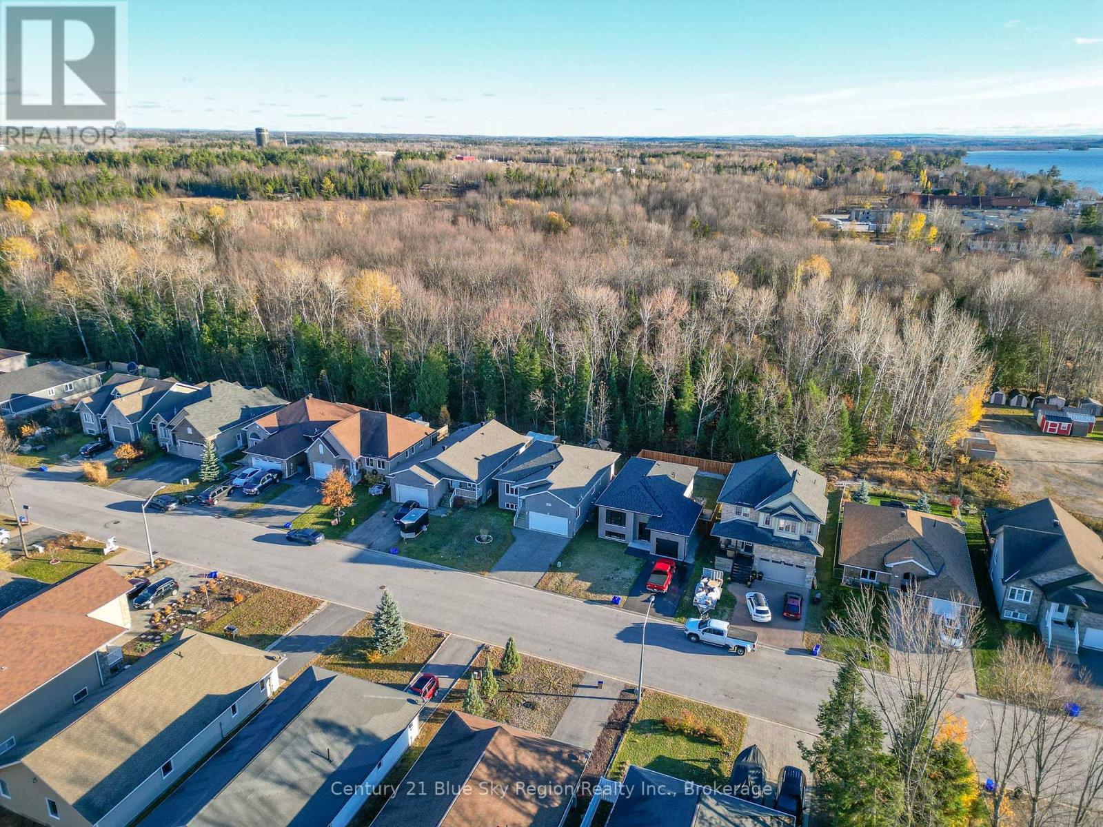 211 Thelma Avenue, North Bay (Ferris), Ontario  P1A 4M9 - Photo 5 - X12533550