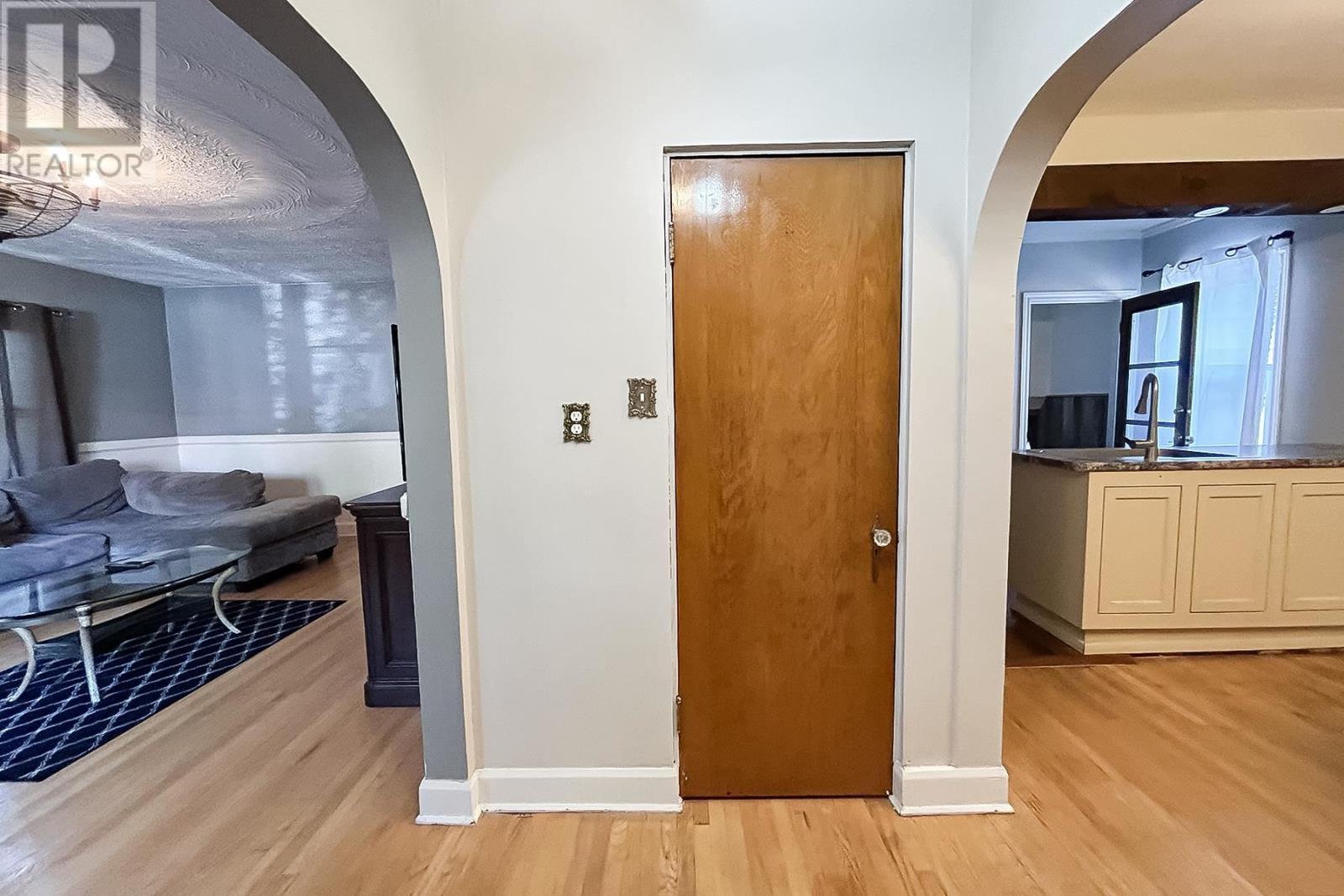 449 Wellington St, Sault Ste. Marie, Ontario  P6A 2M1 - Photo 14 - SM252898