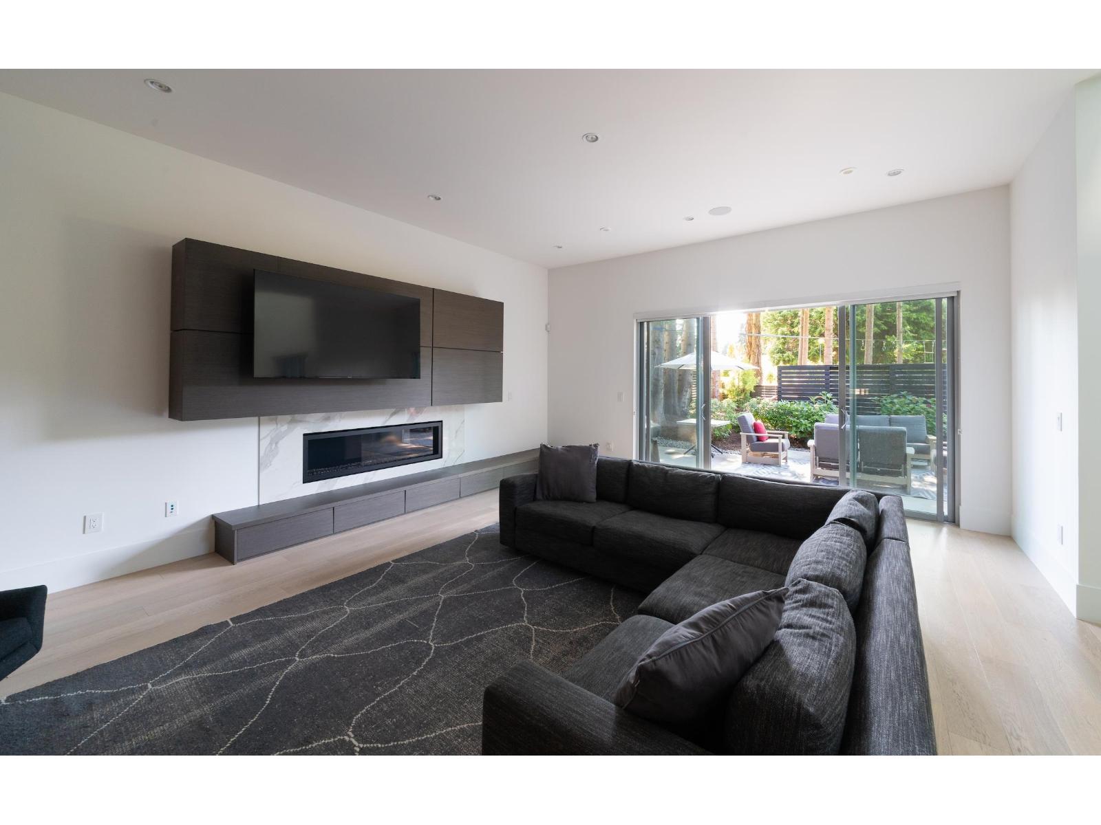 12768 26b Avenue, Surrey, British Columbia  V4A 3T3 - Photo 4 - R3036105