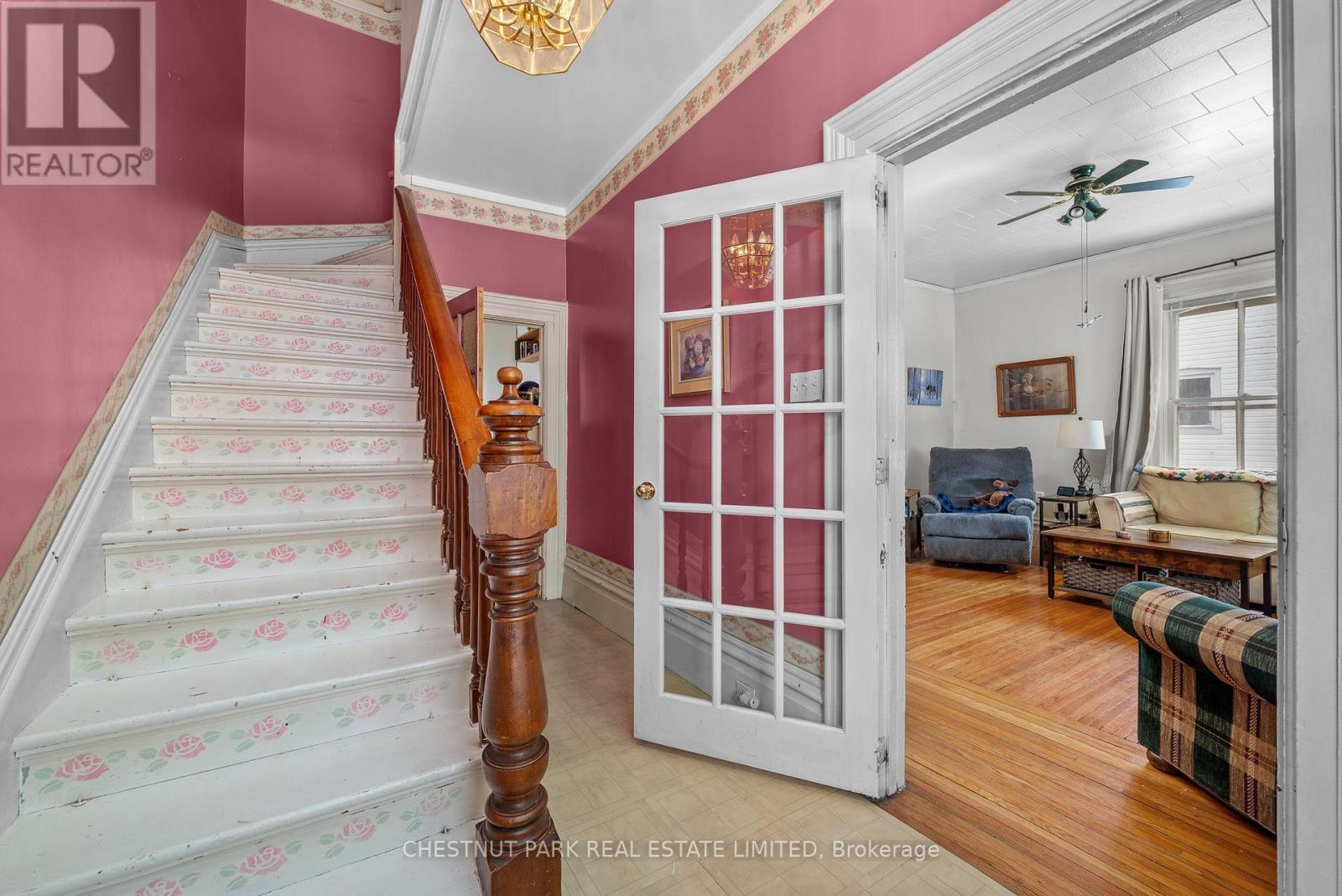 12 Maple Avenue, Prince Edward County (Picton), Ontario  K0K 2T0 - Photo 7 - X12533608