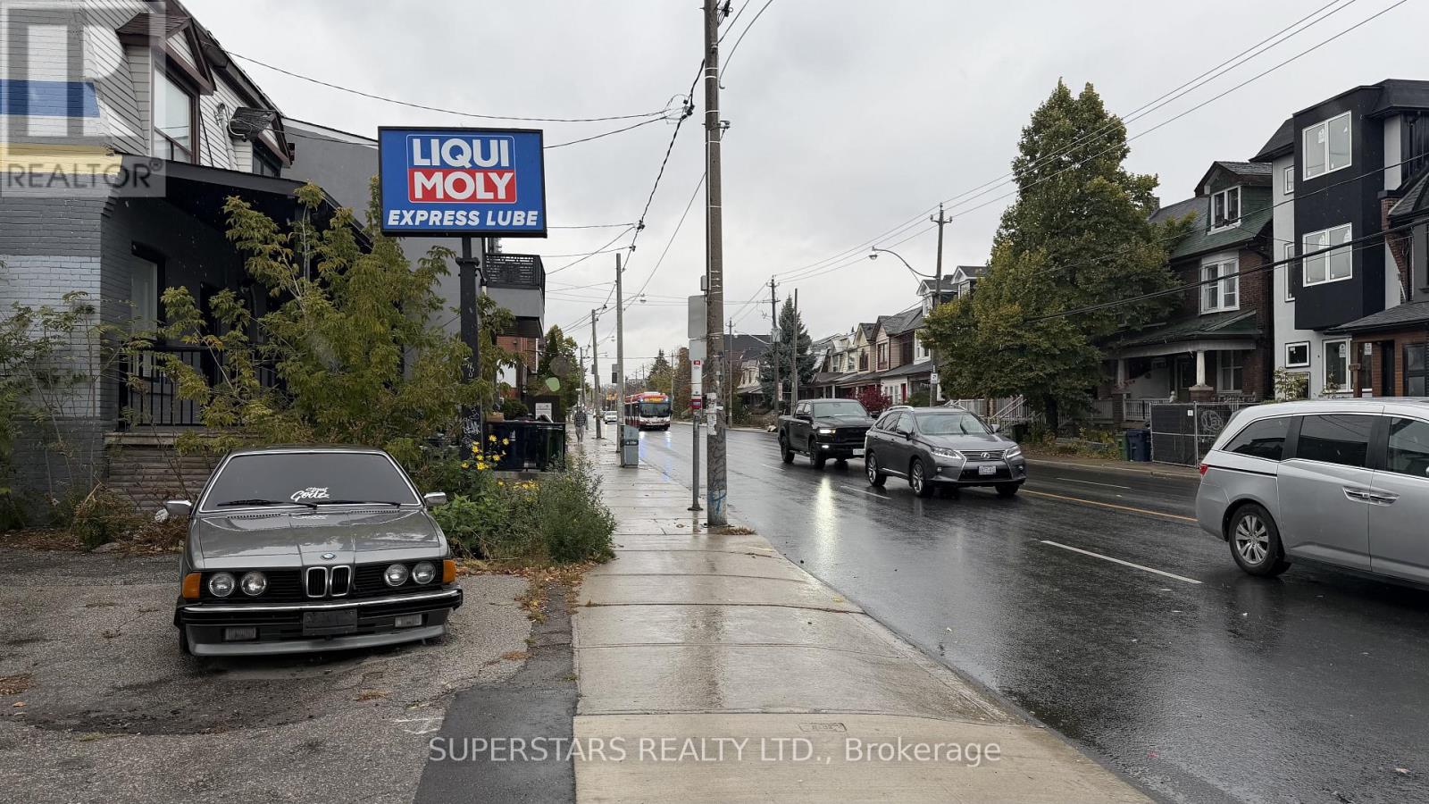 1138 Dufferin Street, Toronto, Ontario  M6H 4B6 - Photo 10 - W12533344