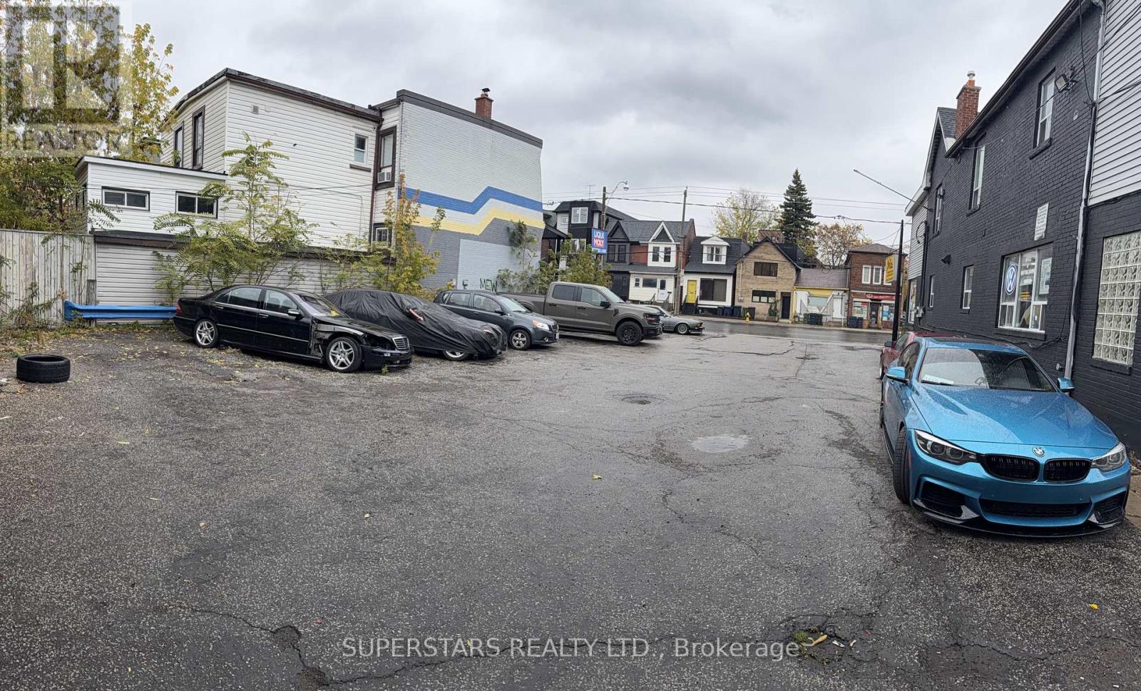 1138 Dufferin Street, Toronto, Ontario  M6H 4B6 - Photo 8 - W12533344