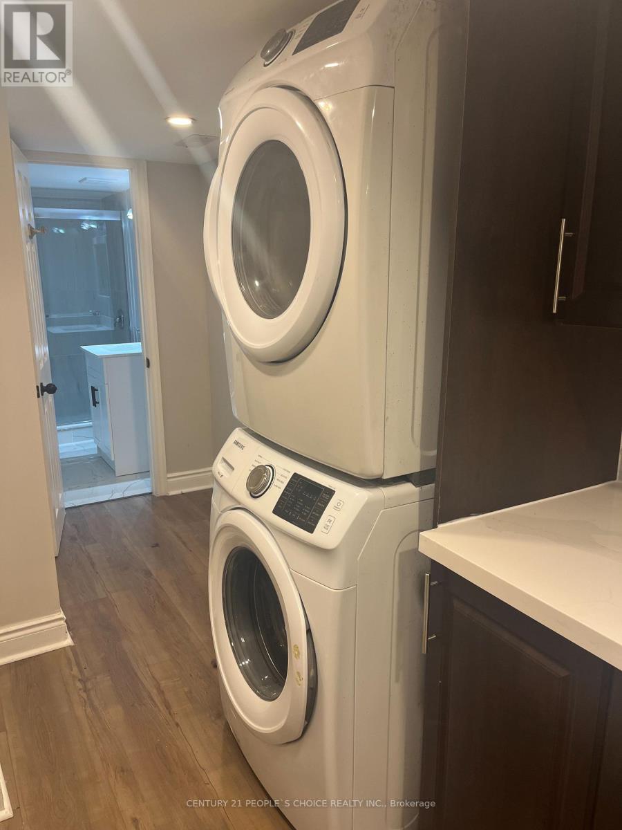 Bsmt - 973 Francine Crescent, Mississauga, Ontario  L5V 0E2 - Photo 6 - W12533348