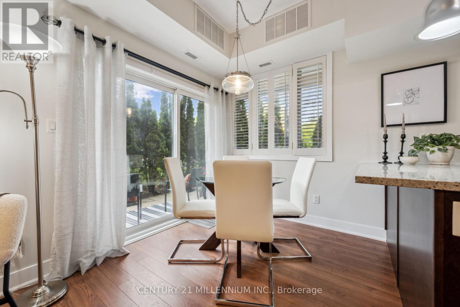 119 - 128 Garden Drive, Oakville, Ontario  L6K 0H7 - Photo 12 - W12533378