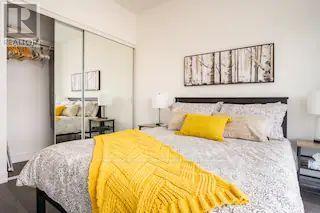 819 - 251 Manitoba Street, Toronto, Ontario  M8Y 4G9 - Photo 3 - W12533456