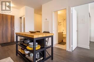 819 - 251 Manitoba Street, Toronto, Ontario  M8Y 4G9 - Photo 9 - W12533456