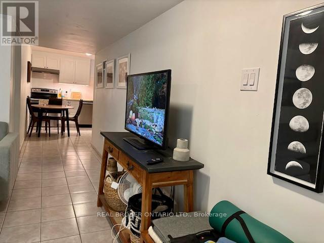 525 Ray Lawson Boulevard, Brampton, Ontario L6Y 3S2 - Photo 12 - W12533476