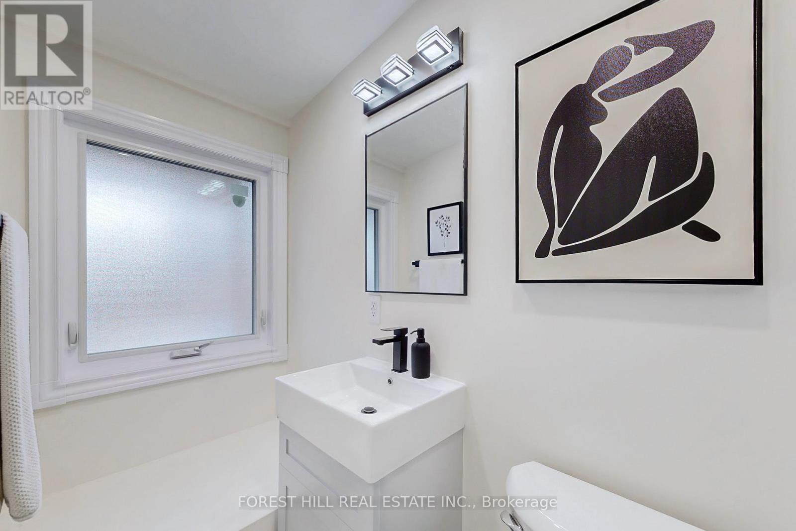 123 Laughton Avenue, Toronto, Ontario  M6N 2X3 - Photo 17 - W12533492