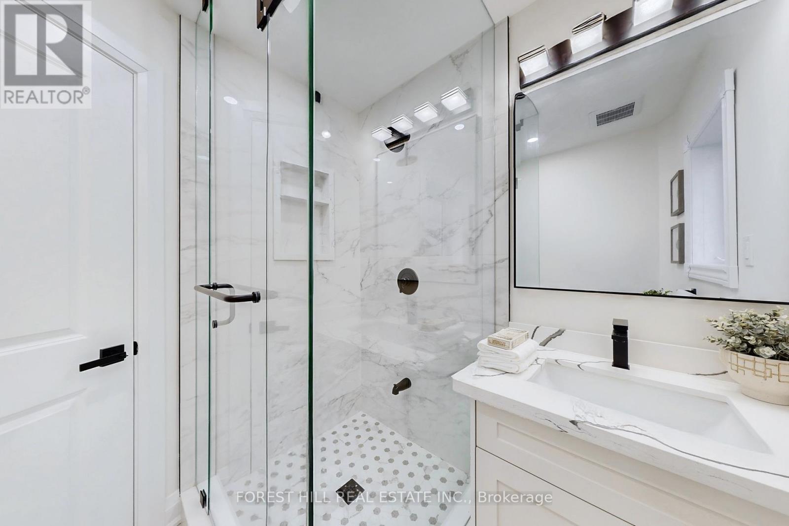 123 Laughton Avenue, Toronto, Ontario  M6N 2X3 - Photo 30 - W12533492