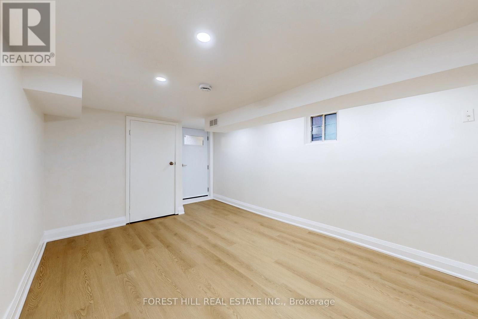 123 Laughton Avenue, Toronto, Ontario  M6N 2X3 - Photo 32 - W12533492