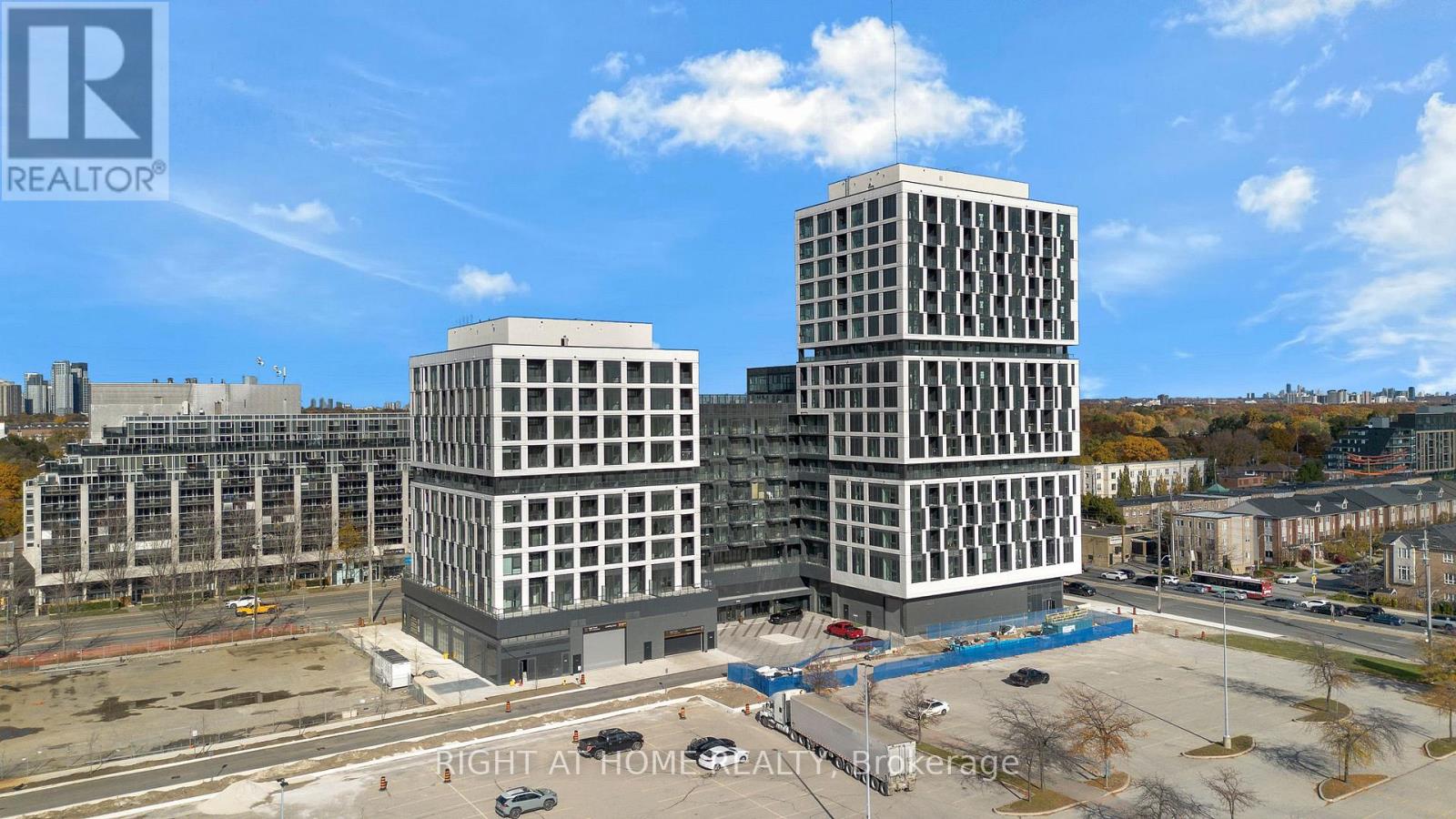 310 - 1007 The Queensway, Toronto, Ontario  M8Z 0H4 - Photo 1 - W12533510