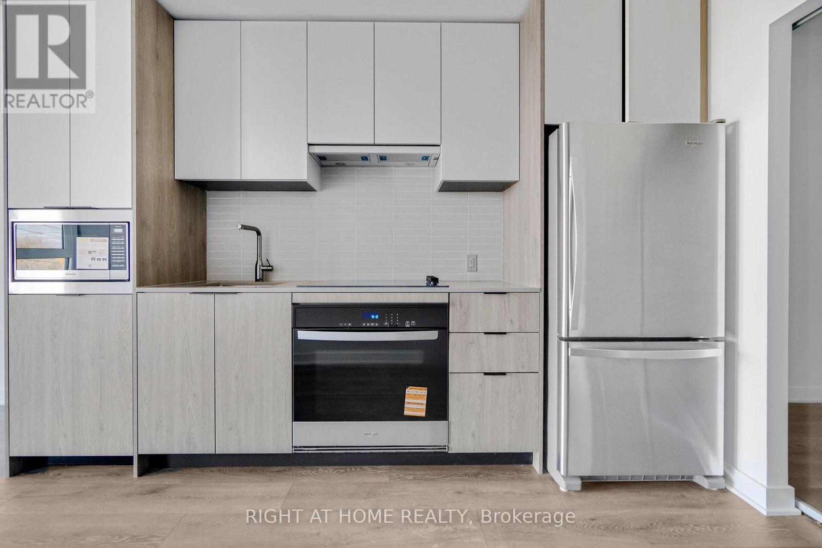 310 - 1007 The Queensway, Toronto, Ontario  M8Z 0H4 - Photo 10 - W12533510