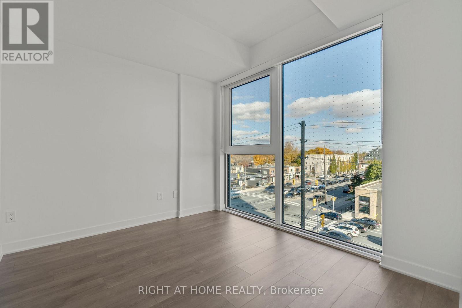 310 - 1007 The Queensway, Toronto, Ontario  M8Z 0H4 - Photo 11 - W12533510