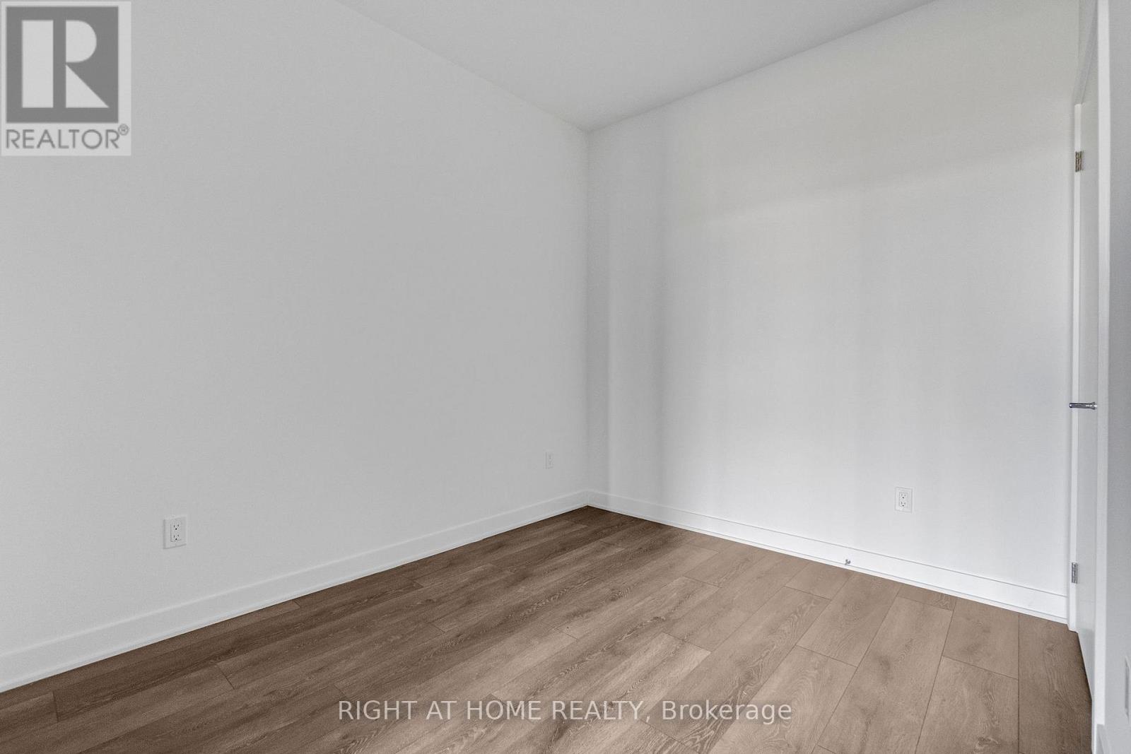 310 - 1007 The Queensway, Toronto, Ontario  M8Z 0H4 - Photo 14 - W12533510