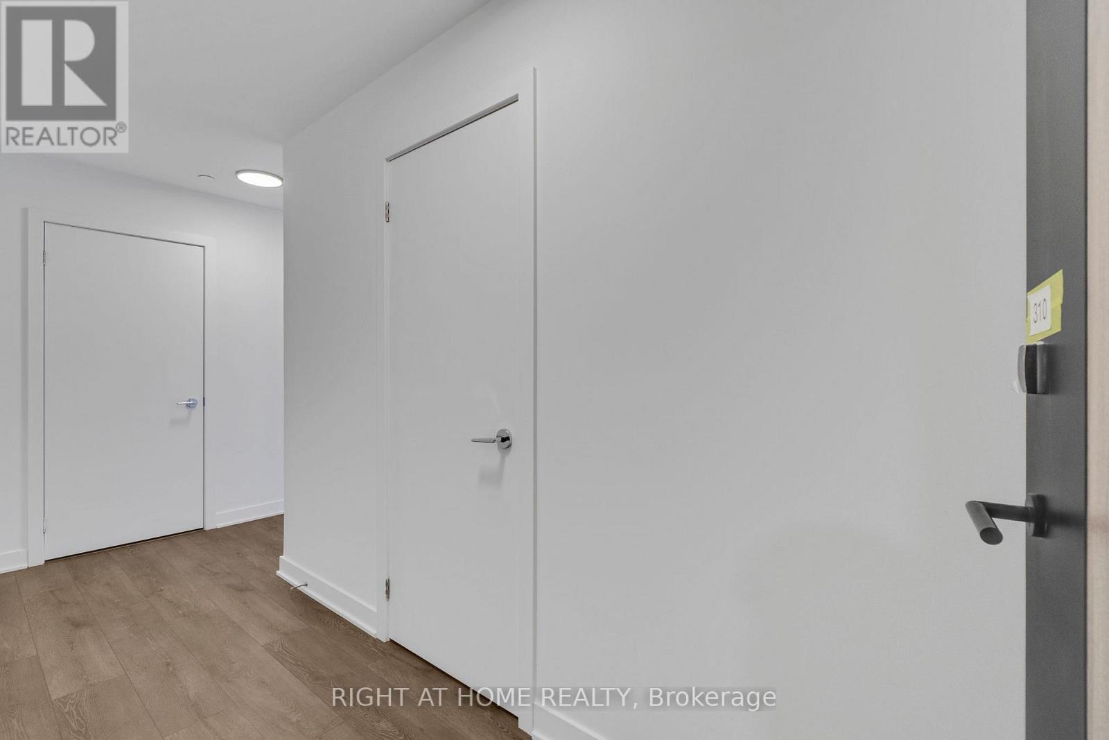 310 - 1007 The Queensway, Toronto, Ontario  M8Z 0H4 - Photo 4 - W12533510