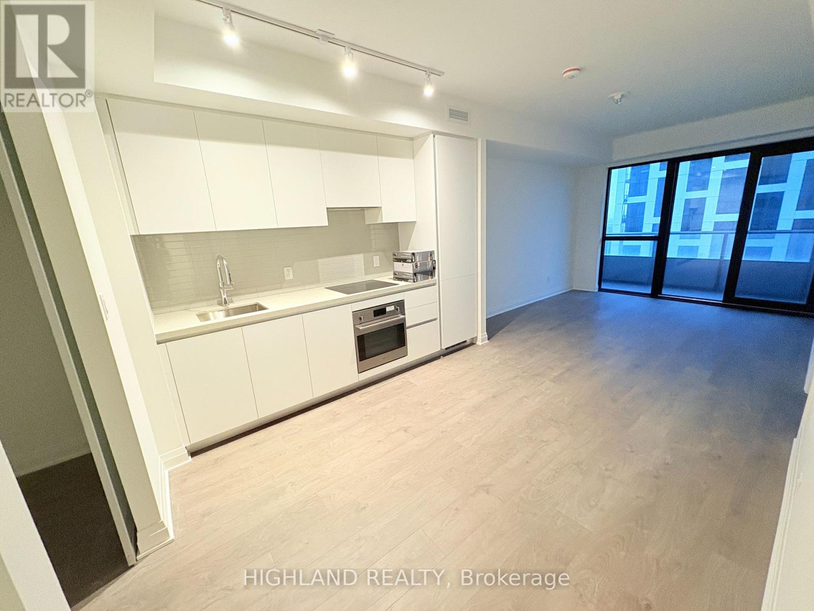 3301 - 4015 The Exchange, Mississauga, Ontario  L5B 0N4 - Photo 4 - W12533516