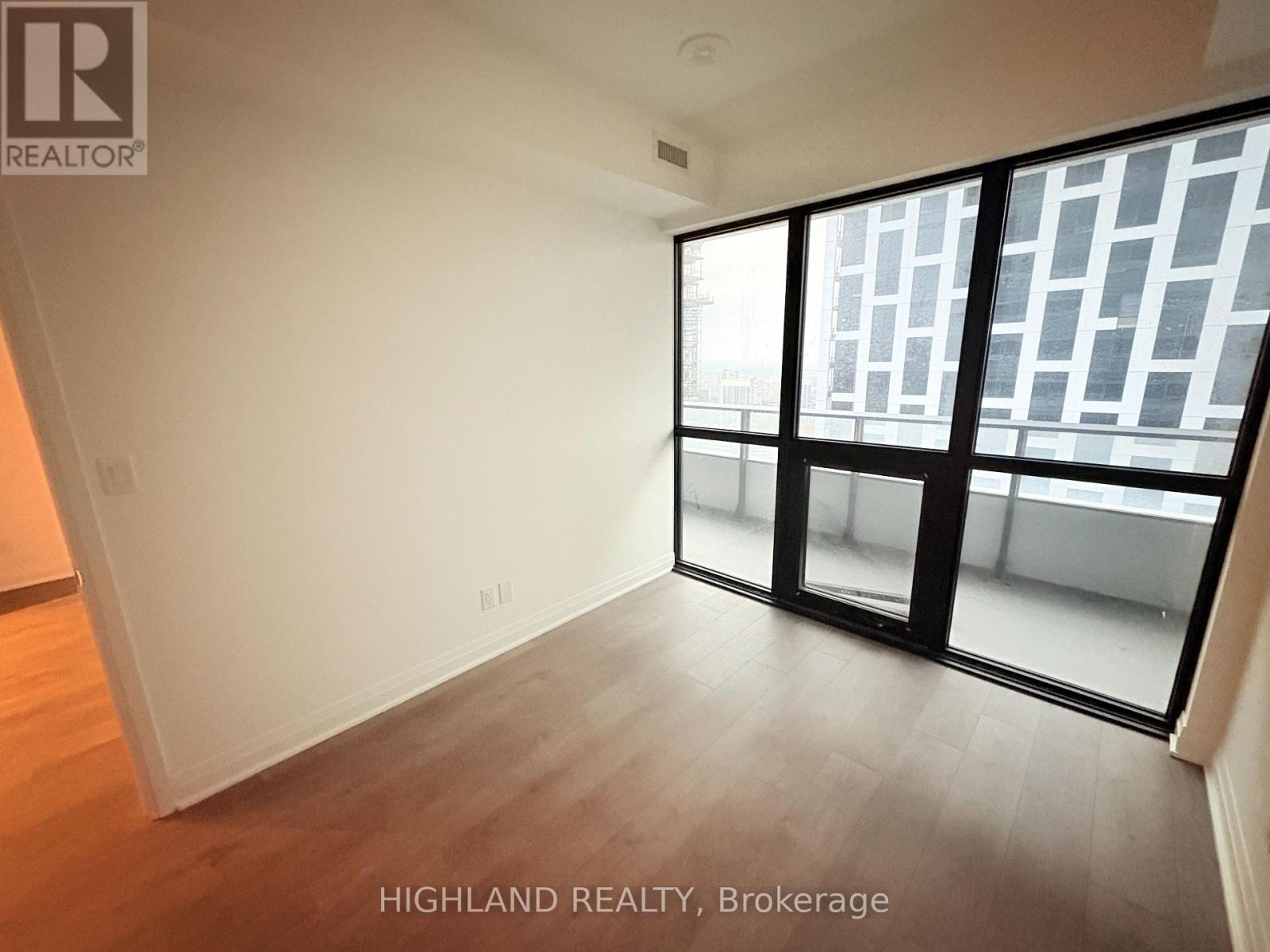 3301 - 4015 The Exchange, Mississauga, Ontario  L5B 0N4 - Photo 6 - W12533516