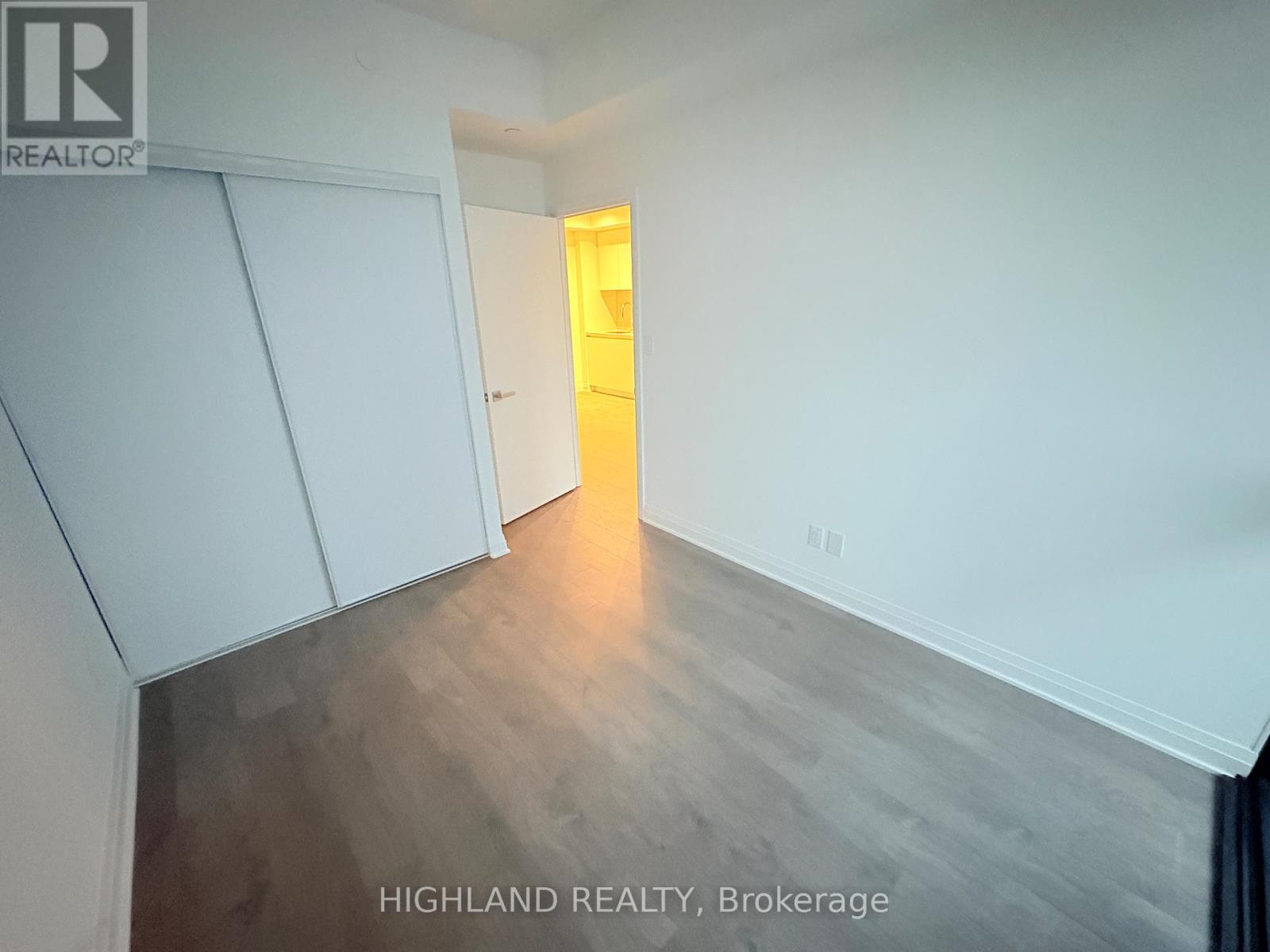 3301 - 4015 The Exchange, Mississauga, Ontario  L5B 0N4 - Photo 7 - W12533516