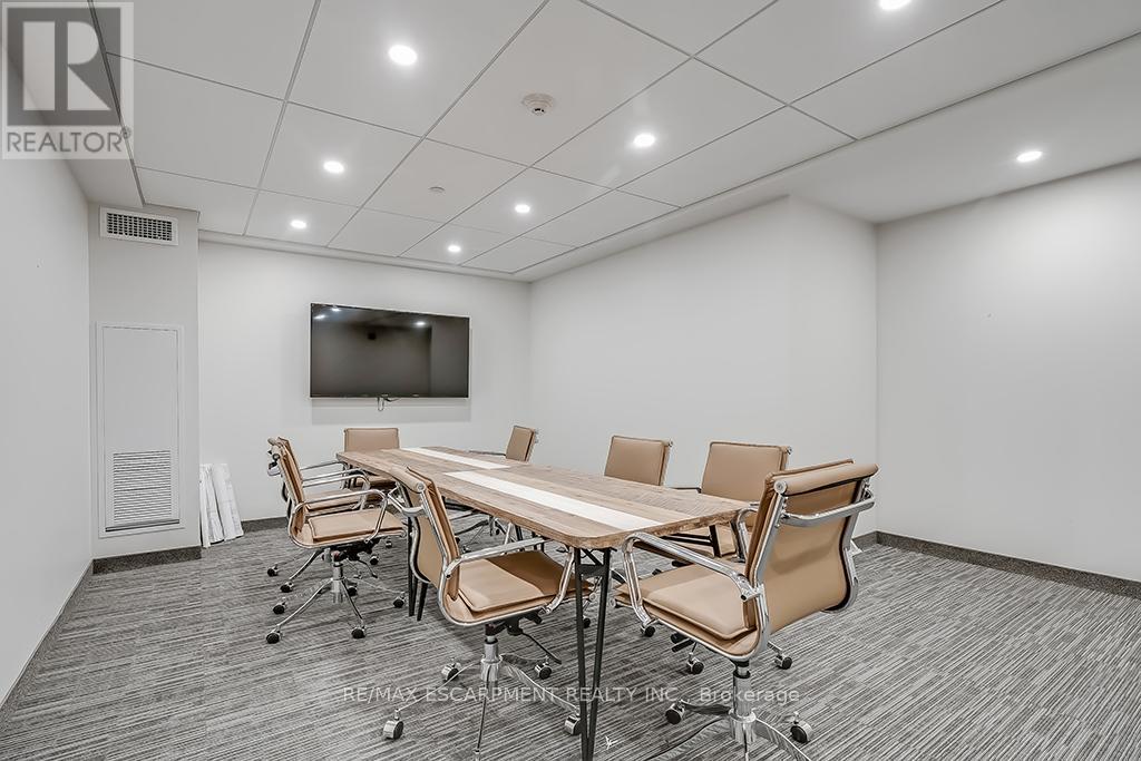 502 - 320 Plains Road E, Burlington, Ontario  L7T 0C1 - Photo 34 - W12533542