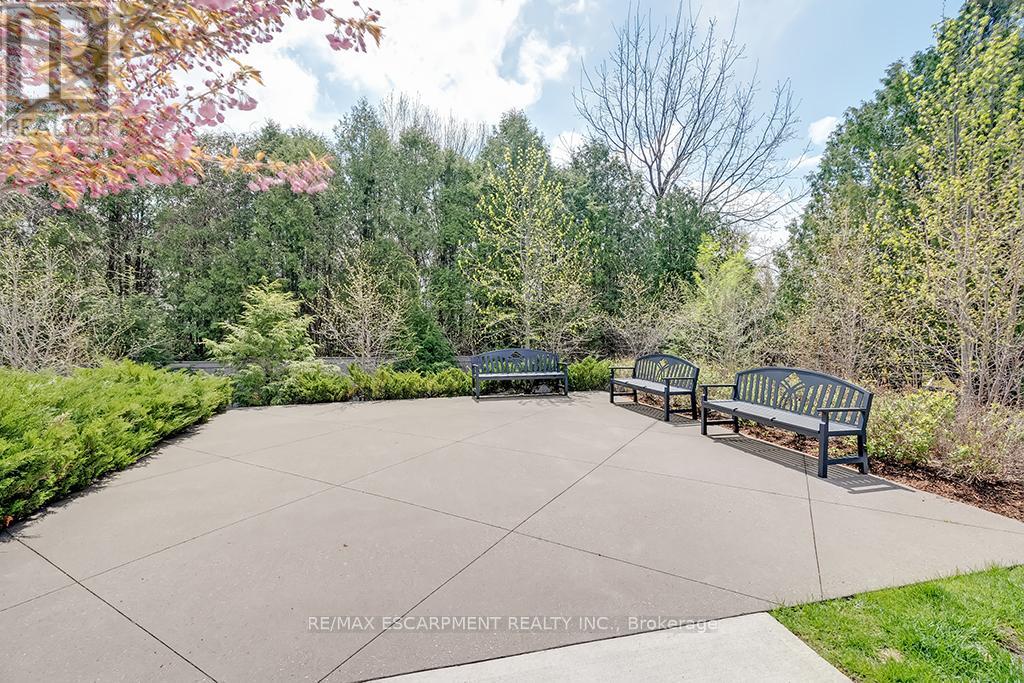 502 - 320 Plains Road E, Burlington, Ontario  L7T 0C1 - Photo 36 - W12533542