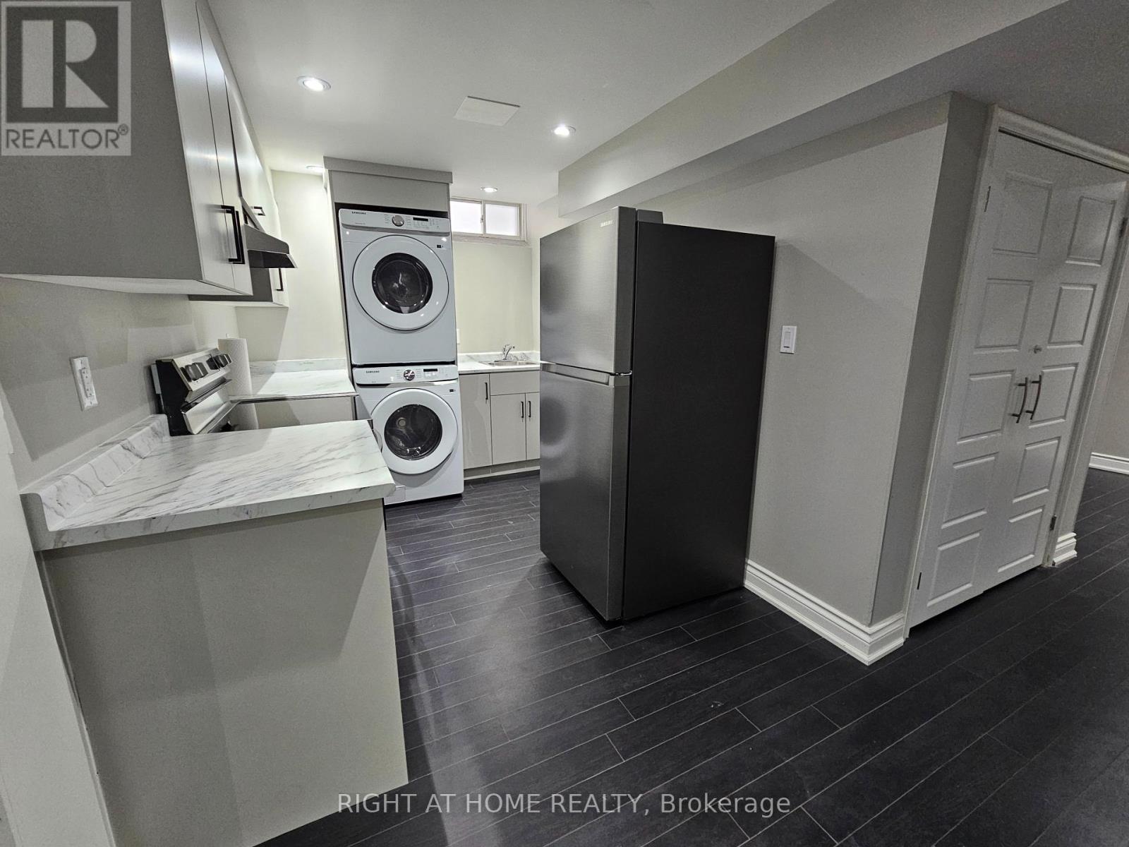 Basement - 390 Barber Drive, Halton Hills, Ontario  L7G 0A6 - Photo 12 - W12533544