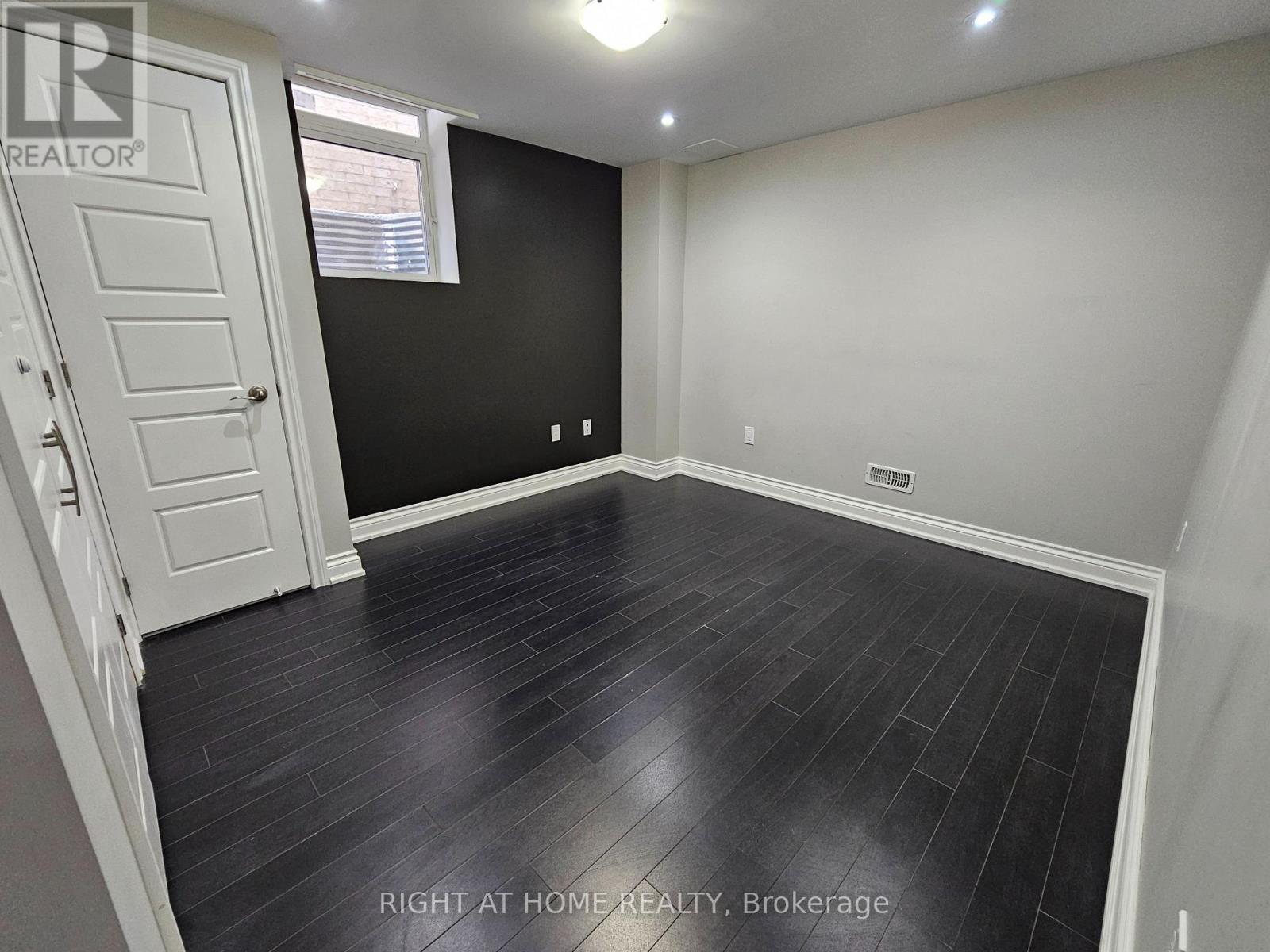 Basement - 390 Barber Drive, Halton Hills, Ontario  L7G 0A6 - Photo 24 - W12533544