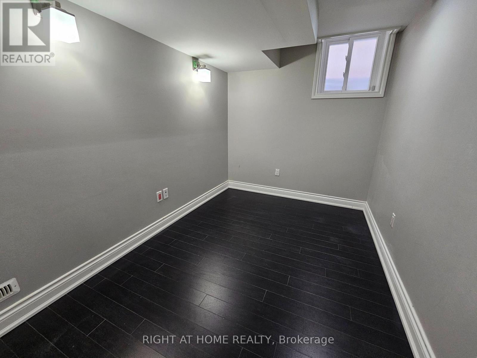 Basement - 390 Barber Drive, Halton Hills, Ontario  L7G 0A6 - Photo 28 - W12533544