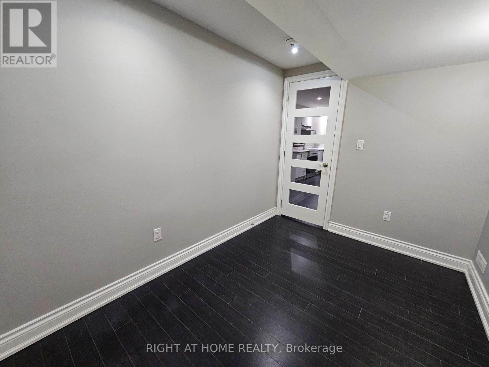 Basement - 390 Barber Drive, Halton Hills, Ontario  L7G 0A6 - Photo 30 - W12533544