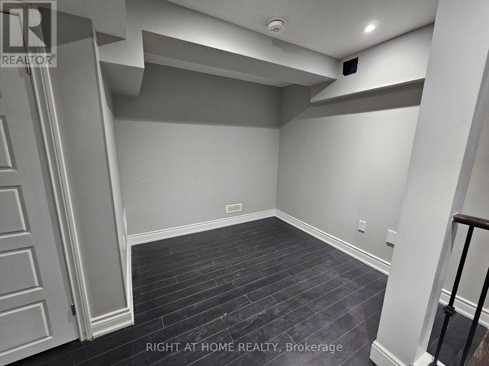 Basement - 390 Barber Drive, Halton Hills, Ontario  L7G 0A6 - Photo 4 - W12533544