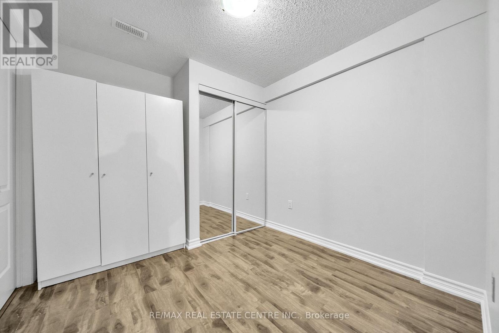 Bsmt - 179 Leiterman Drive, Milton, Ontario  L9T 8B5 - Photo 10 - W12525212