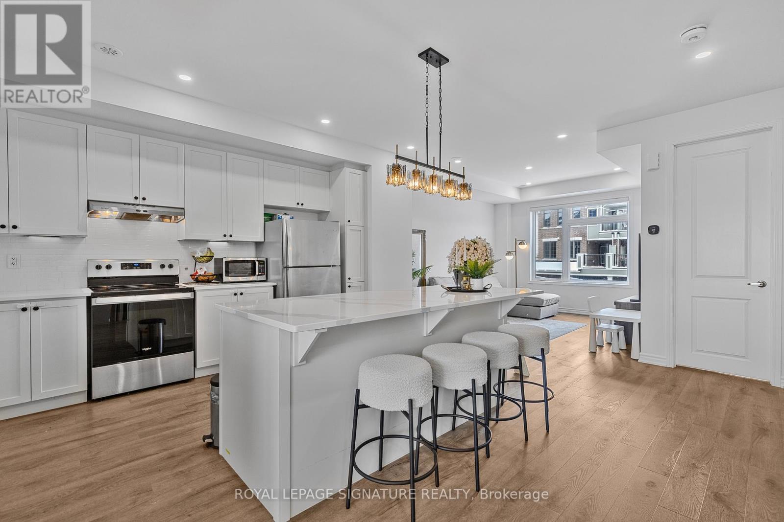 158 Keppel Circle, Brampton, Ontario  L7A 5K7 - Photo 12 - W12532500