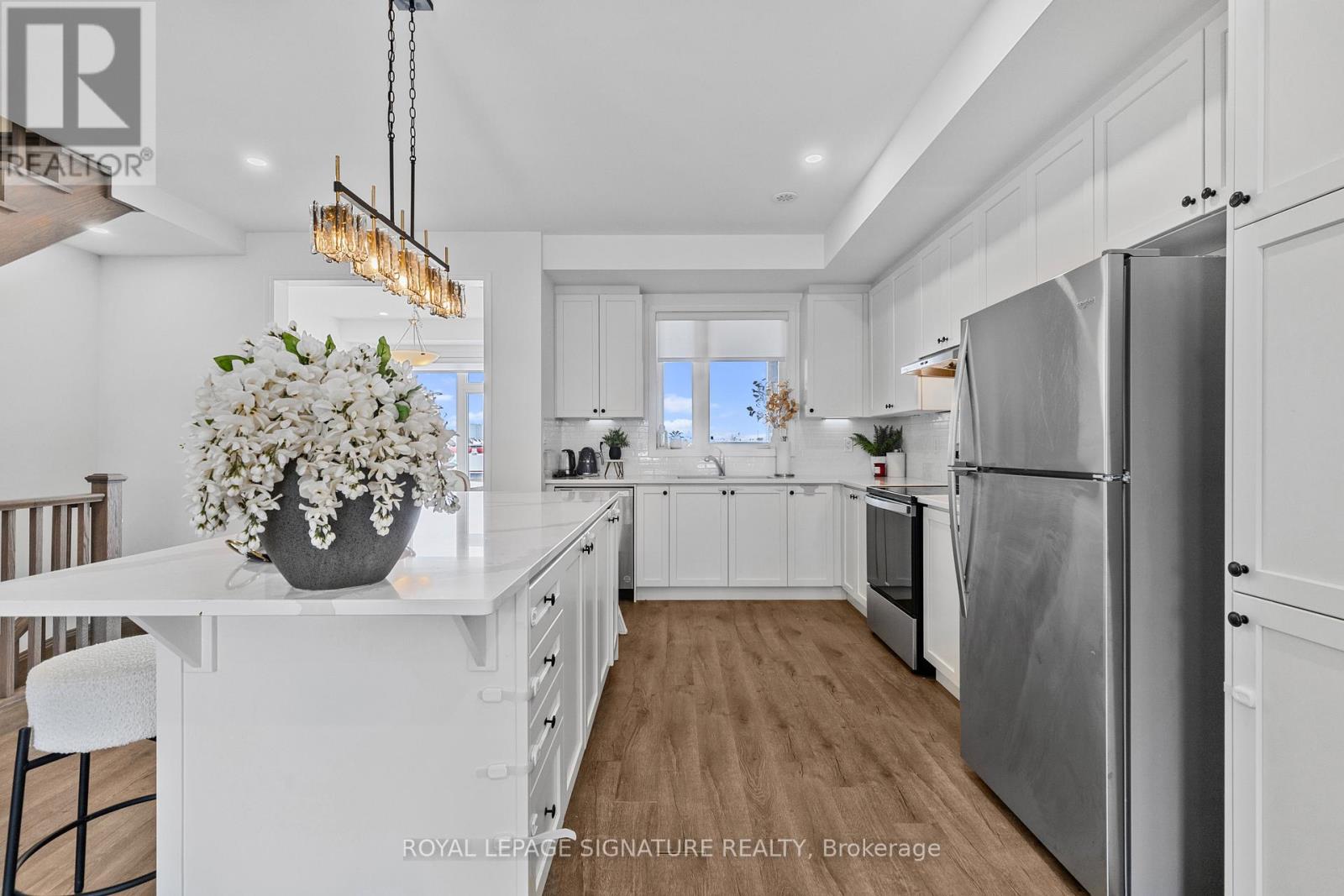 158 Keppel Circle, Brampton, Ontario  L7A 5K7 - Photo 14 - W12532500