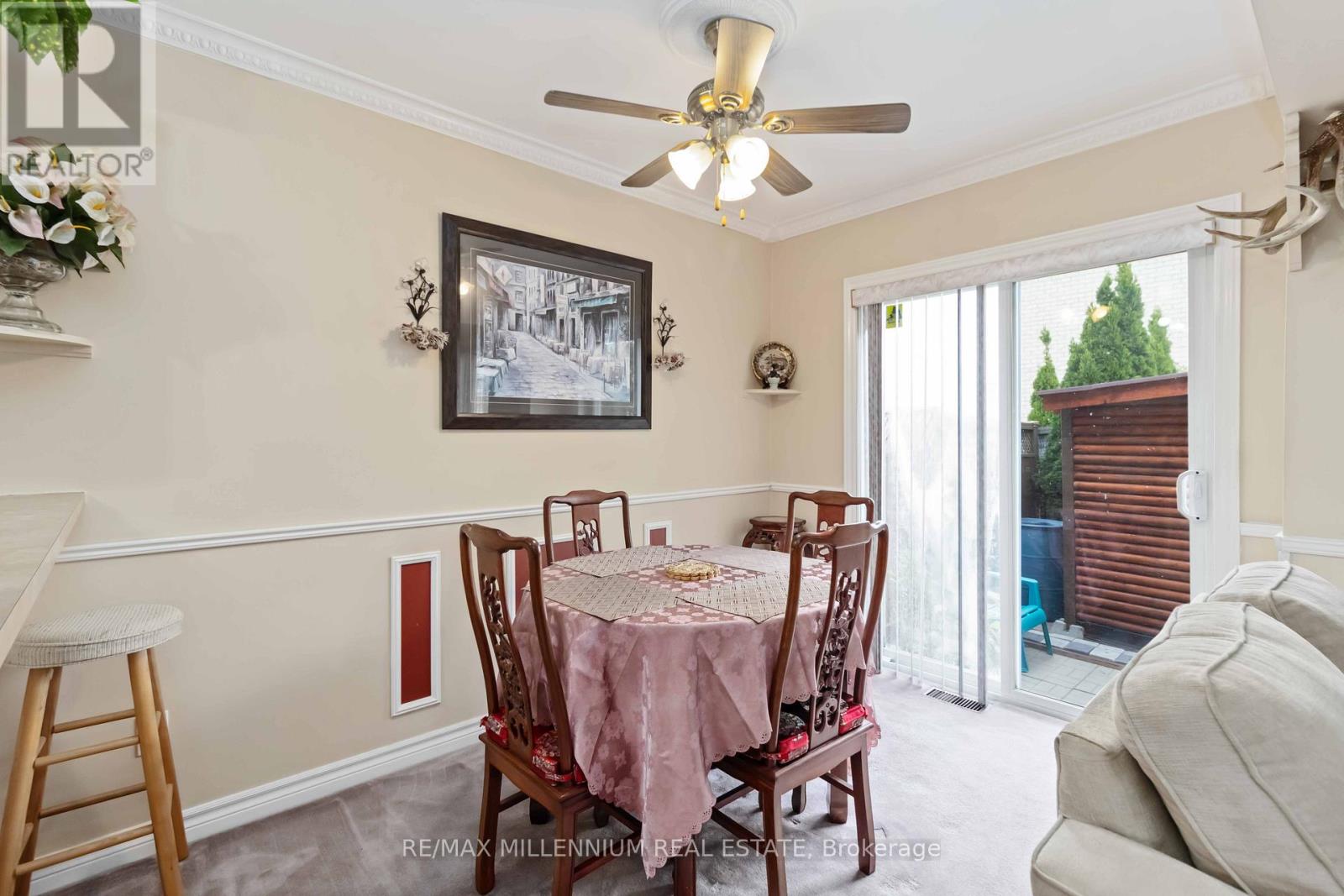 71 Manett Crescent, Brampton, Ontario  L6X 4X5 - Photo 11 - W12532598