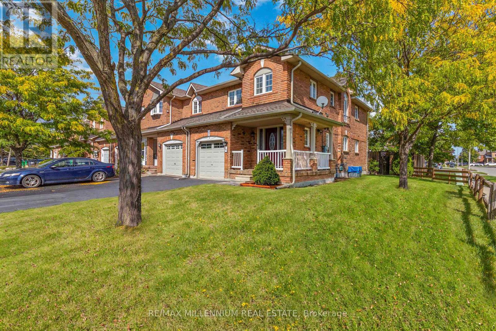 71 MANETT CRESCENT, Brampton, Ontario