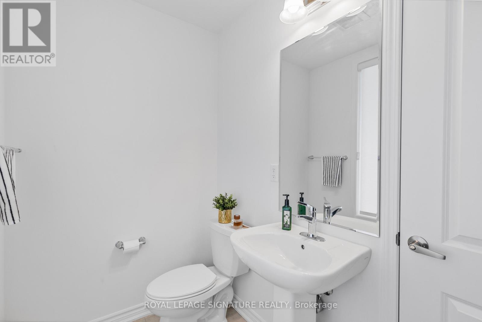 158 Keppel Circle, Brampton, Ontario  L7A 5K7 - Photo 23 - W12532500