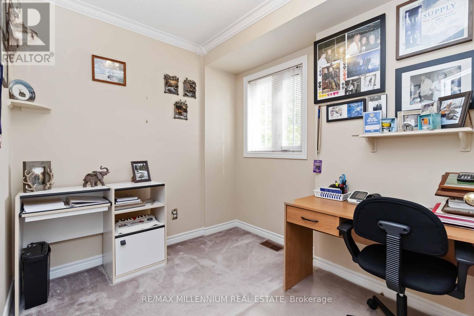 71 Manett Crescent, Brampton, Ontario  L6X 4X5 - Photo 16 - W12532598