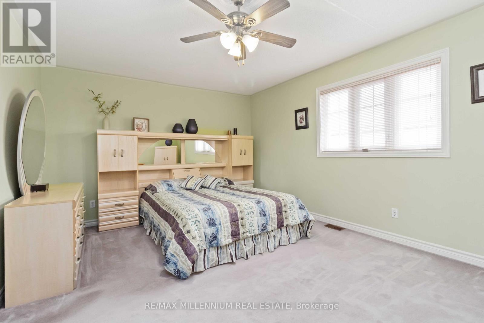 71 Manett Crescent, Brampton, Ontario  L6X 4X5 - Photo 23 - W12532598