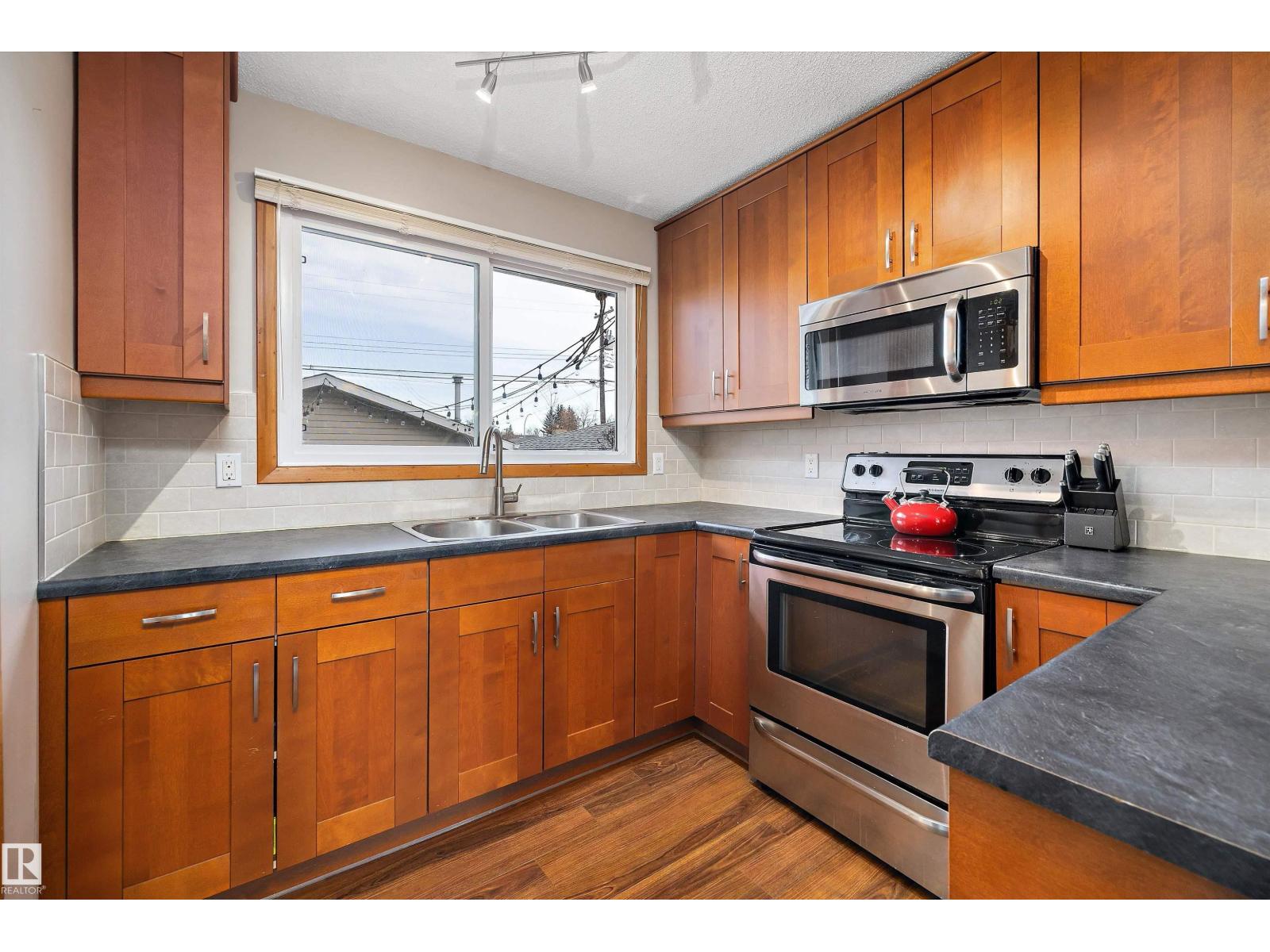 6212 89 Av Nw, Edmonton, Alberta  T6B 0M9 - Photo 11 - E4465385