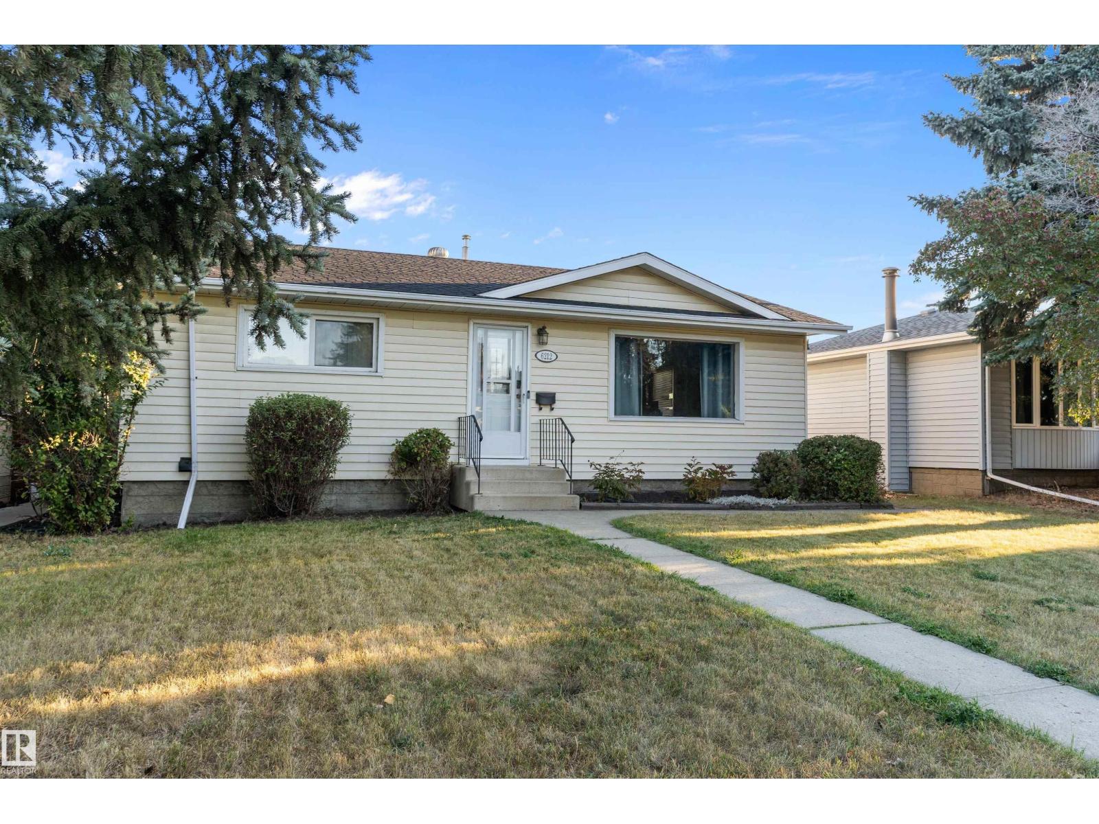6212 89 Av Nw, Edmonton, Alberta  T6B 0M9 - Photo 2 - E4465385