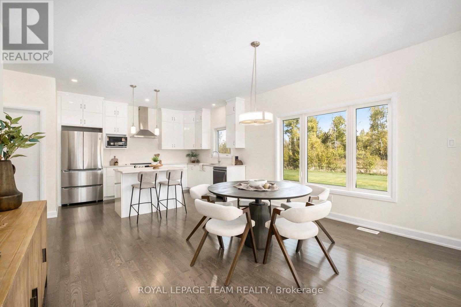 114 Maplestone Drive, North Grenville, Ontario  K0G 1J0 - Photo 12 - X12533638