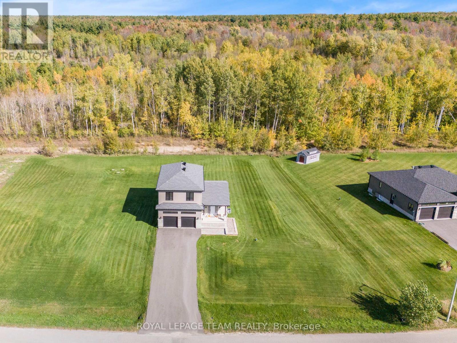 114 Maplestone Drive, North Grenville, Ontario  K0G 1J0 - Photo 3 - X12533638