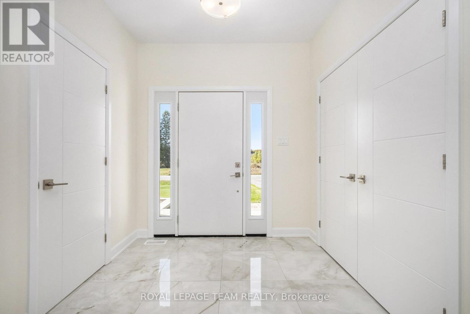 114 Maplestone Drive, North Grenville, Ontario  K0G 1J0 - Photo 6 - X12533638