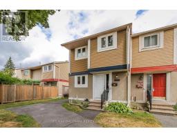 1800 Stonehenge Crescent, Ottawa, Ca