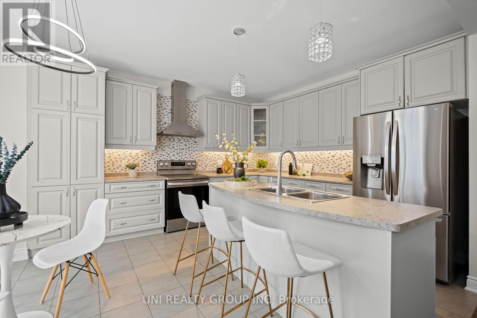 143 Celestial Grove, Ottawa, Ontario  K2J 6S8 - Photo 21 - X12533666