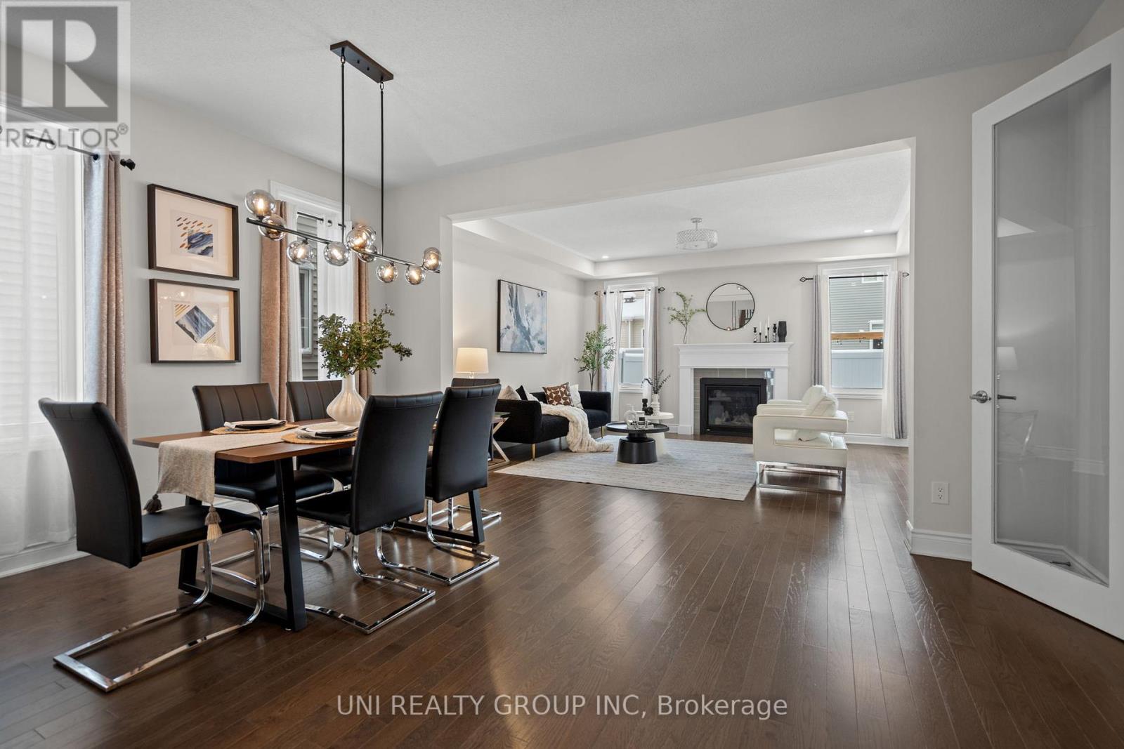 143 Celestial Grove, Ottawa, Ontario  K2J 6S8 - Photo 8 - X12533666