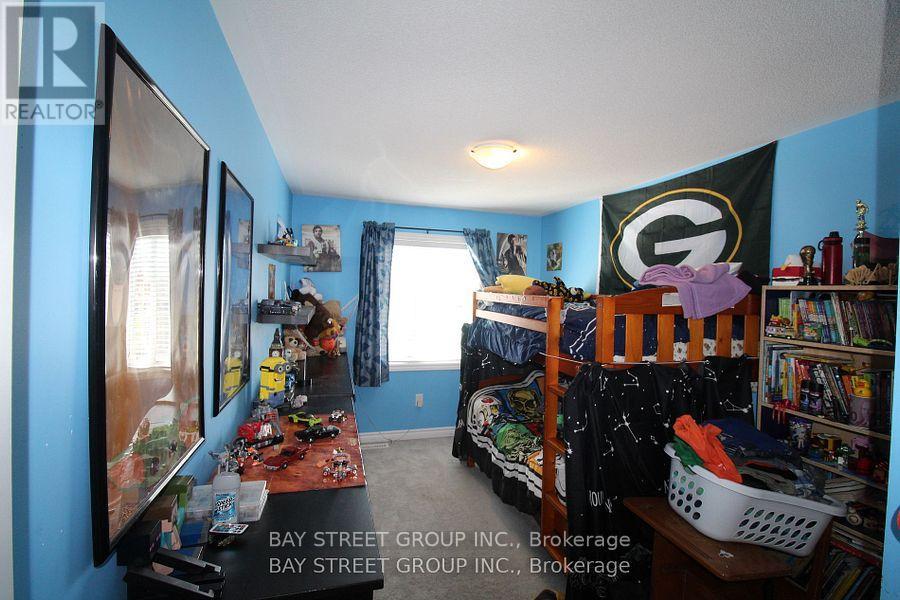 149 Seeley Avenue, Southgate, Ontario  N0C 1B0 - Photo 7 - X12533330