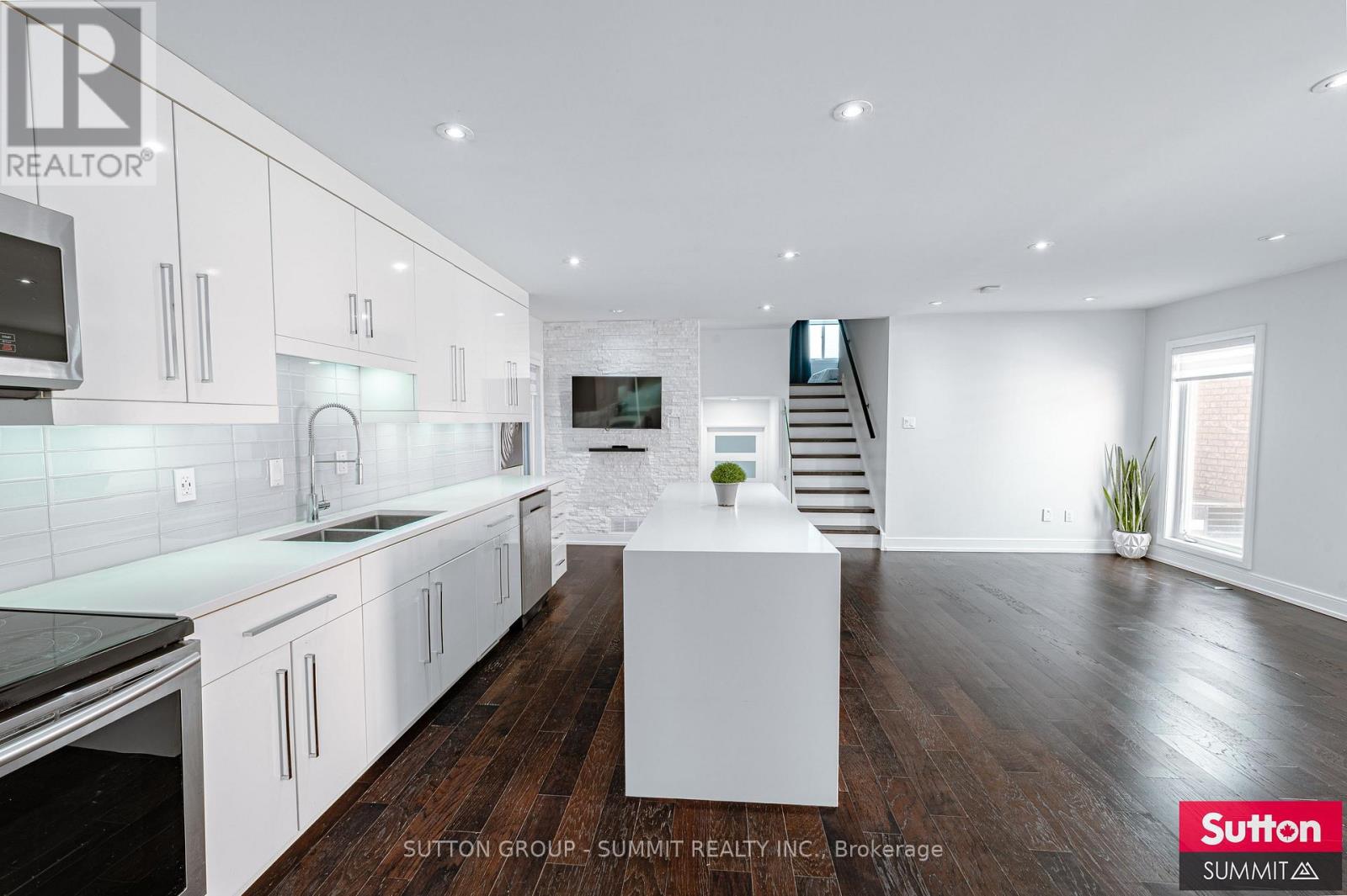 5 Silversmith Court, Guelph, Ontario  N1G 5C1 - Photo 7 - X12533416