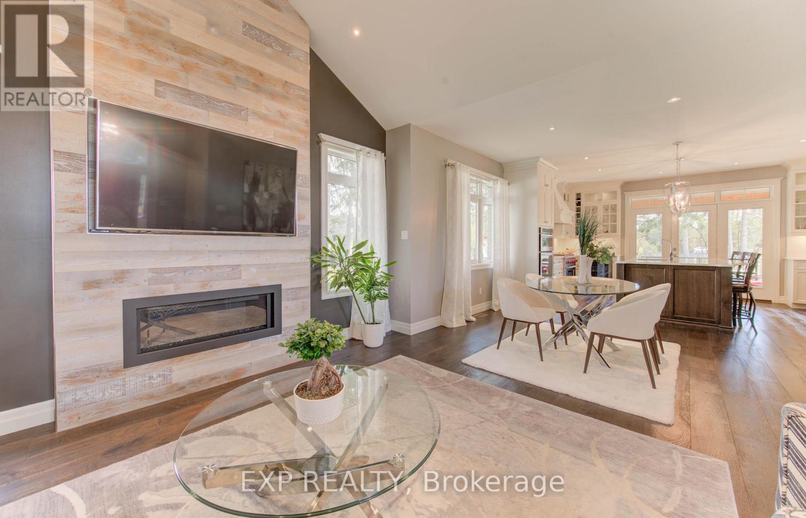 52 Edgehill Drive, Kitchener, Ontario  N2P 2C6 - Photo 8 - X12533452